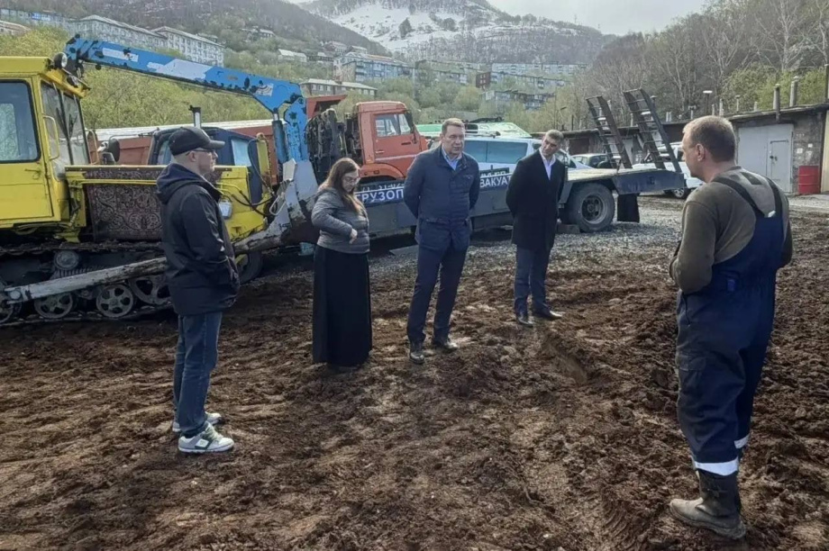 Подрядчика в Петропавловске-Камчатском накажут за свалку отходов в водоохранной зоне . ПКГО. Фотография 4